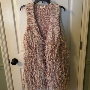 Shag vest in red and white. Umber M /L